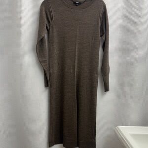 Uniqlo Brown Long Sleeve Dress